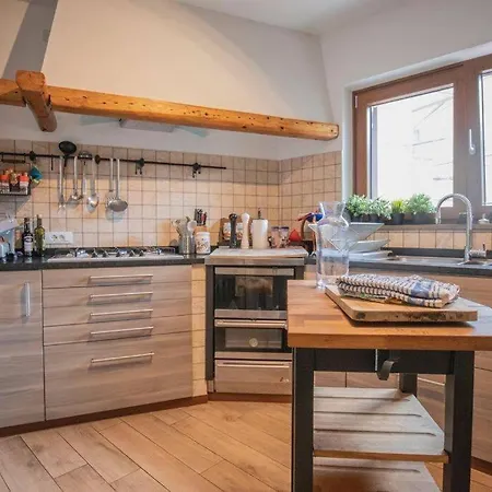 Lovely House In The Peacefull Place Of Градо