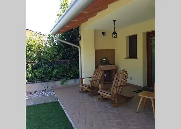 Lovely House In The Peacefull Place Of Villa *