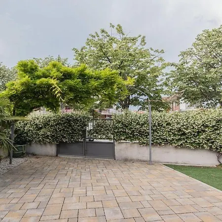 Villa Lovely House In The Peacefull Place Of *